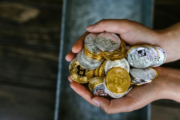 旧金回收为什么有时要剪开首饰检测含金量？